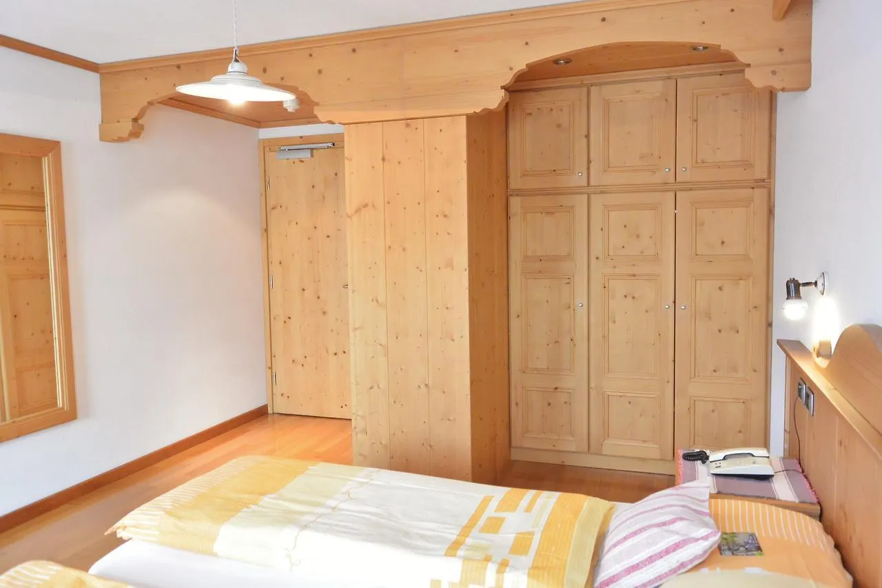 ***  ליביניו Hotel Garni Al Plan איטליה