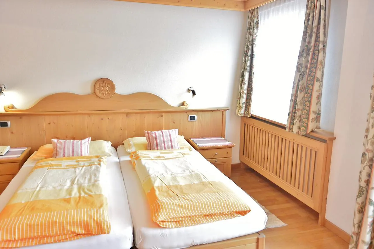 ליביניו Hotel Garni Al Plan