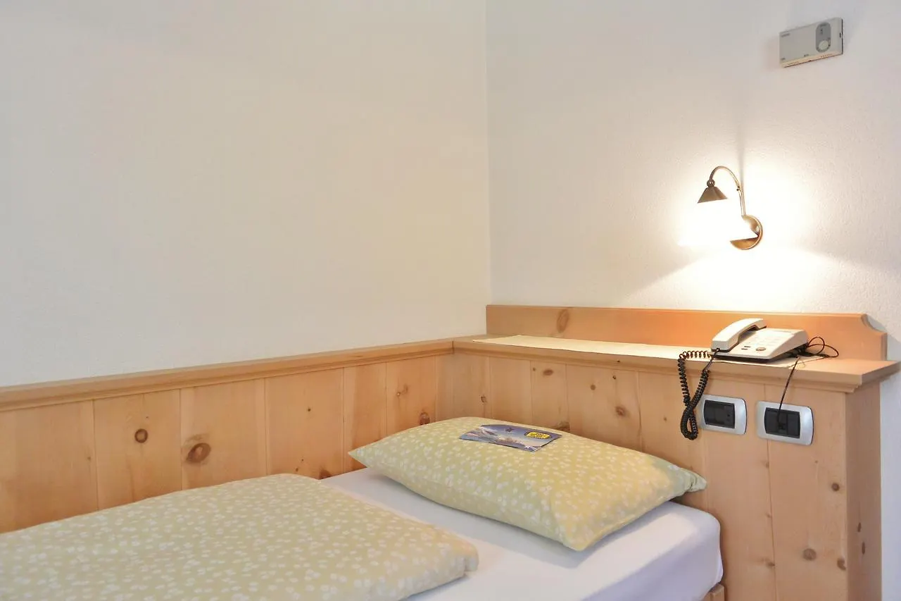 Hotel Garnì al Plan Livigno 3*,  Italia