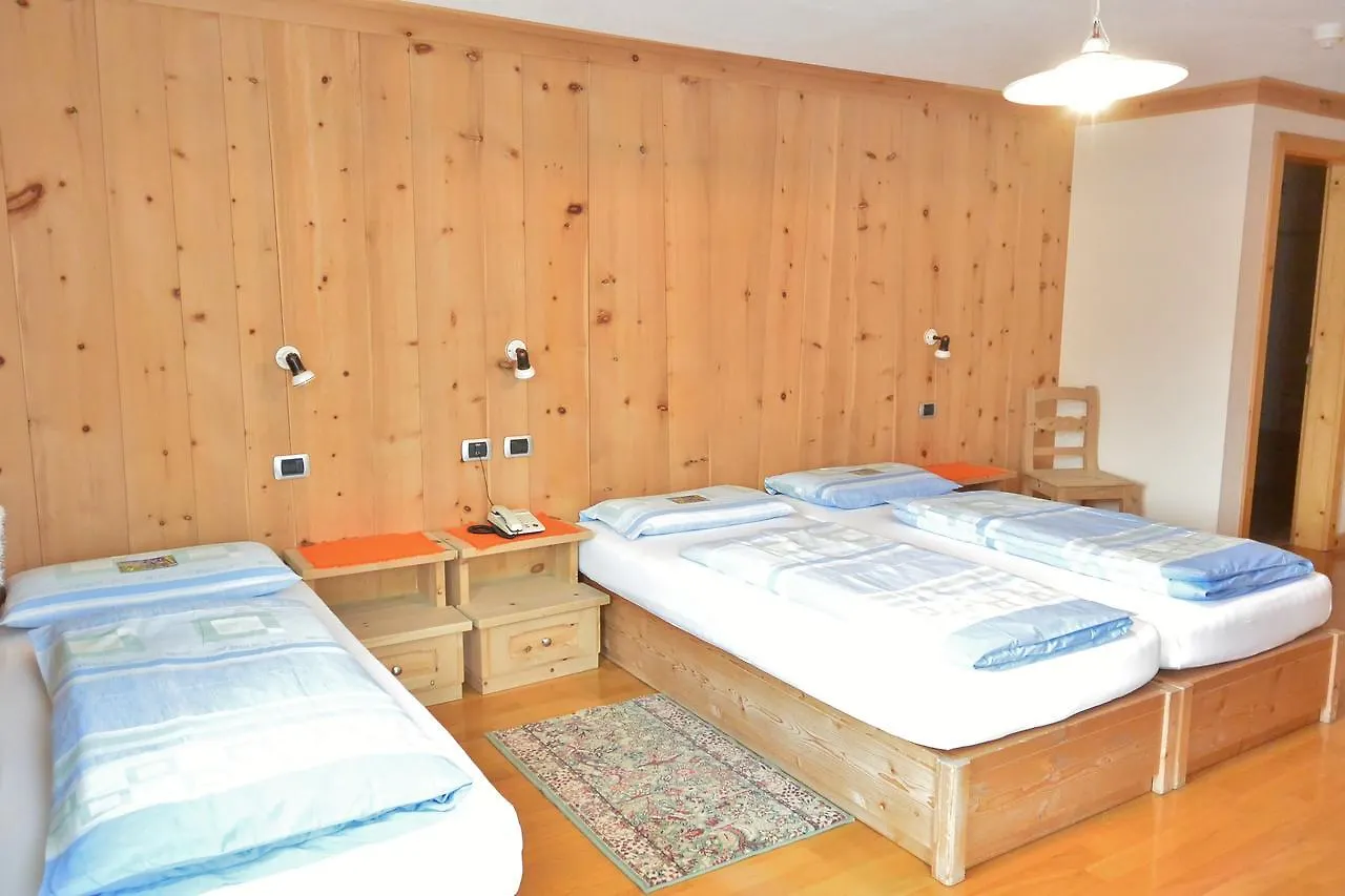 Hotel Garnì al Plan Livigno 3*,